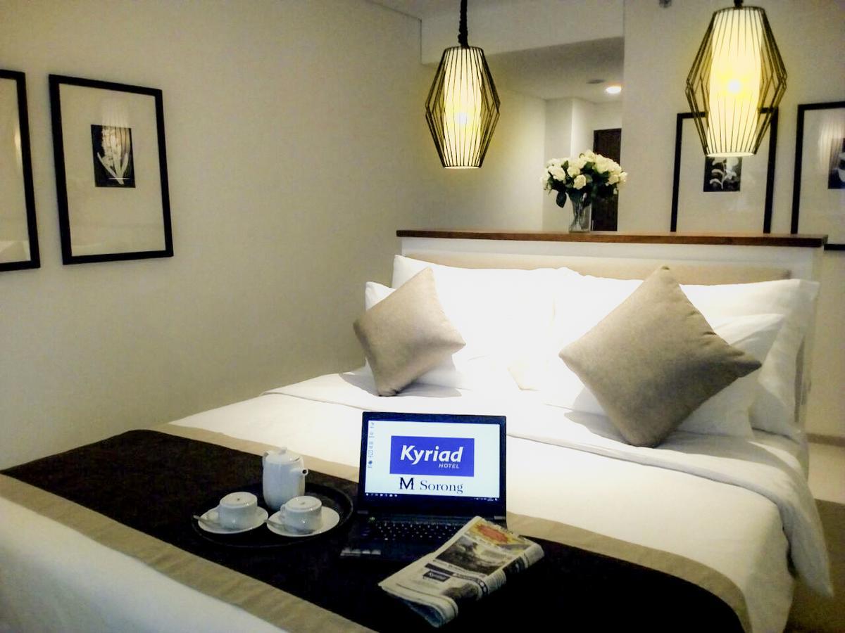M Hotel Sorong Exterior foto